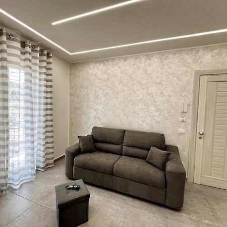 Marineo Flowers Apartments מראה חיצוני תמונה