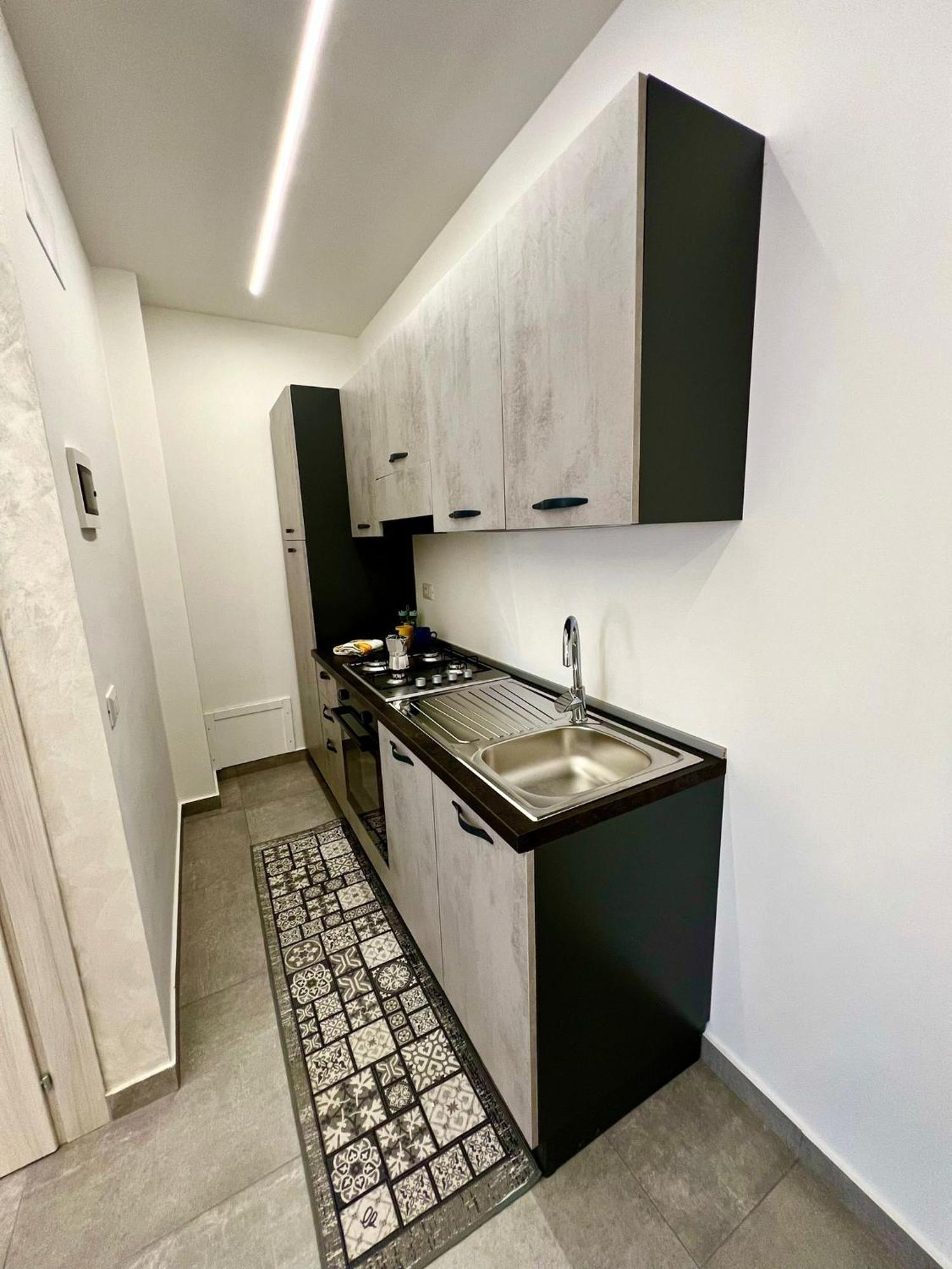 Marineo Flowers Apartments מראה חיצוני תמונה